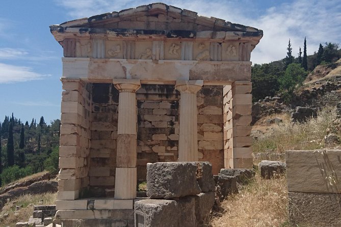 3-Day Classical Greece Tour: Epidaurus, Mycenae, Nafplion, Olympia, Delphi - The guide can turn ruins into a story
