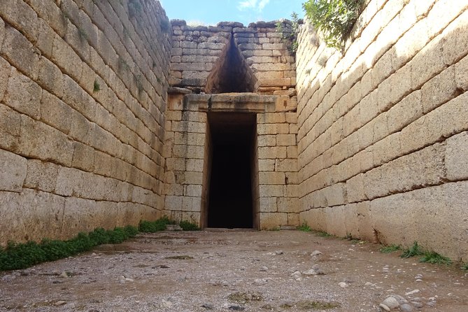 4-Day Classical Greece Tour: Epidaurus, Mycenae, Olympia, Delphi, Meteora - The guide, the coach and the pace