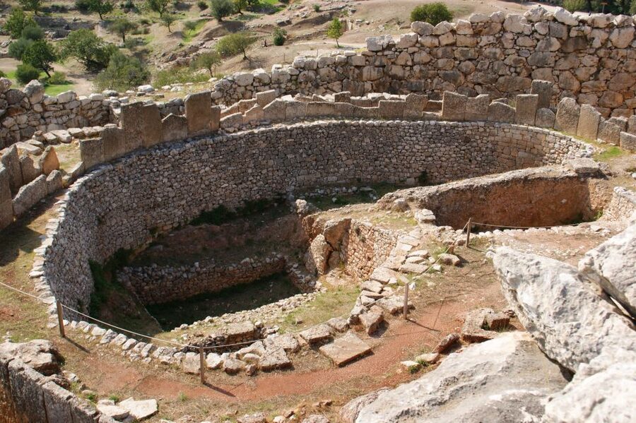 4-Day Tour of Mycenae, Epidaurus, Olympia, Delphi & Meteora - Day four: Meteora’s monasteries and the road back