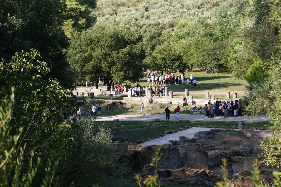4-Day Tour of Mycenae, Epidaurus, Olympia, Delphi & Meteora - Day one: Corinth Canal, Mycenae and Epidaurus