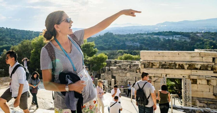 Acropolis: Acropolis and Parthenon Guided Walking Tour - Meeting the Caryatids at the Erechtheion