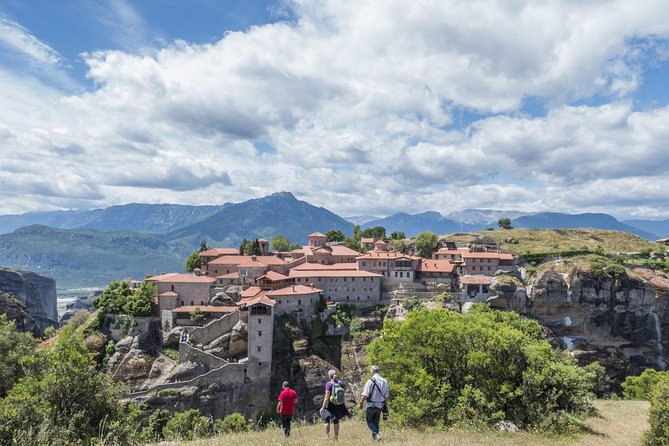Athens: 3 days 2 nights Meteora with small size tours & hotel - Day two: choose a trail or a road tour