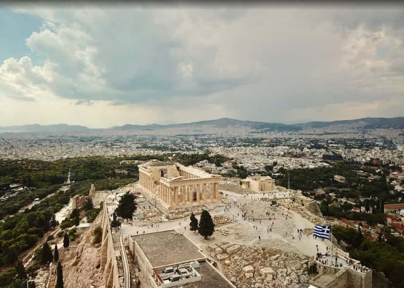 Athens: Acropolis and Parthenon Guided Walking Tour - What a guide and earset add