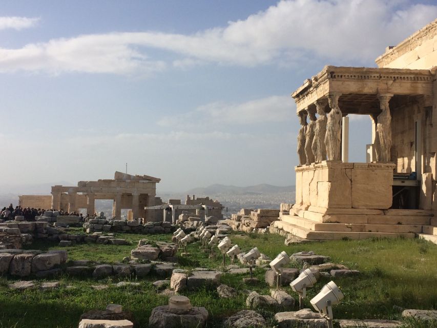 Athens: Acropolis and Μuseum Private Guided Tour - Myths, politics and daily life
