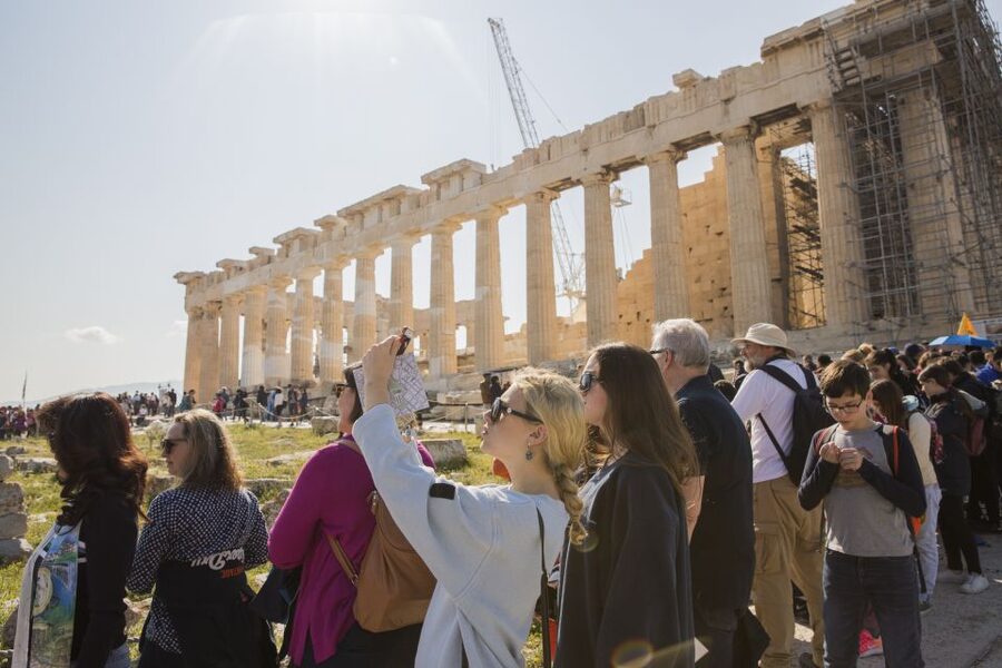 Athens: Acropolis Beat the Crowds Afternoon Guided Tour - The Temple of Athena Nike and the stories behind the stones