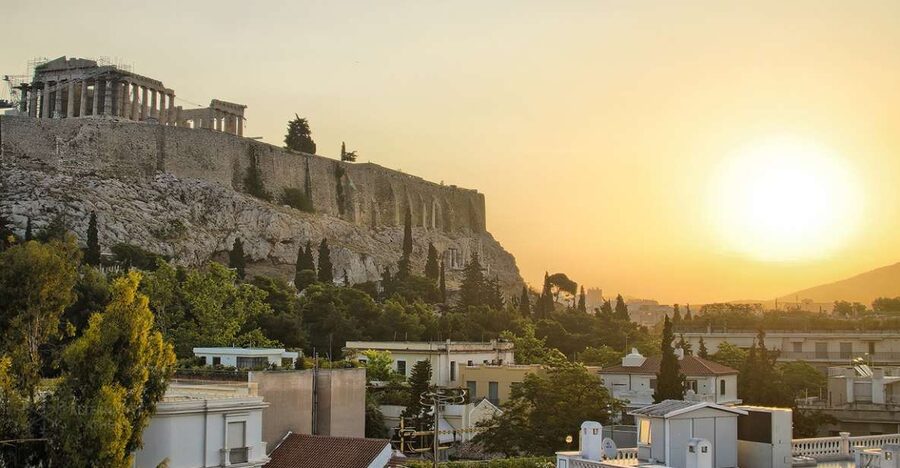 Athens: Acropolis Beat the Crowds Afternoon Guided Tour - What the guide adds to the visit