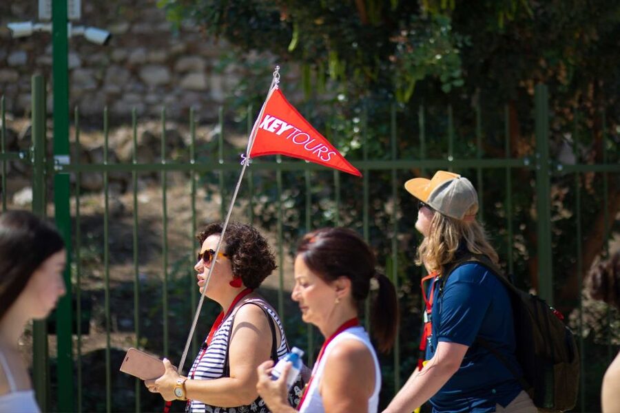 Athens: Acropolis Guided Walking Tour & Plaka Audio Tour - Taking in Athens from the summit