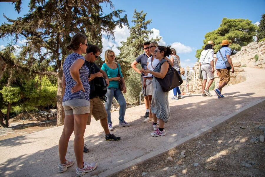 Athens, Acropolis & Museum Tour without Tickets - Finishing among the objects in the Acropolis Museum