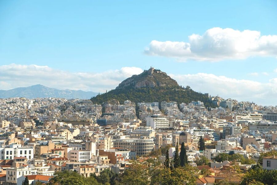 Athens: Acropolis Parthenon best sightseeing 4 hours tour - The Acropolis: temples, gateways and a short visit