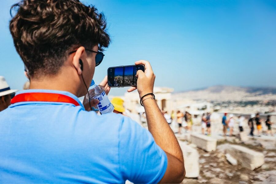 Athens: Acropolis Ticket with Optional Audio or Live Guide - Choosing the audio tour or live guide