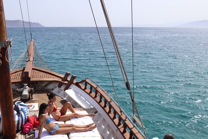 Athens: All Day Cruise to Agistri Moni Aegina with Lunch & Drinks - Lunch on board, with drinks through the day