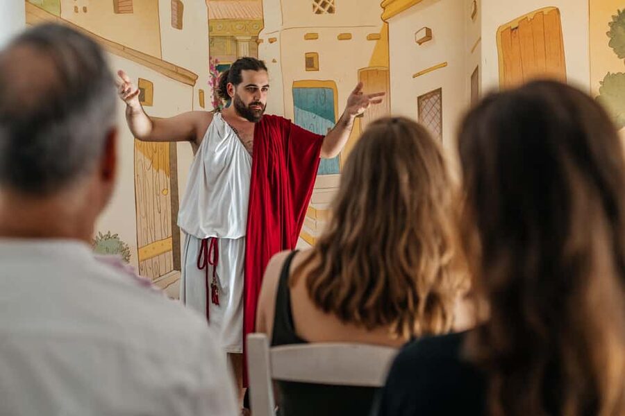 Athens: Ancient Greek Murder Mystery Experience - Small details that make a difference
