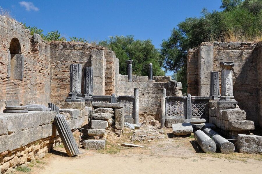 Athens: Ancient Olympia and Corinth Canal Private Tour - A private drive from Athens to the Peloponnese