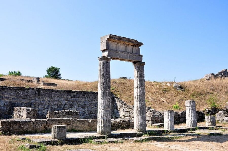 Athens: Ancient Olympia and Corinth Canal Private Tour - The Corinth Canal: a sharp contrast with ancient Olympia
