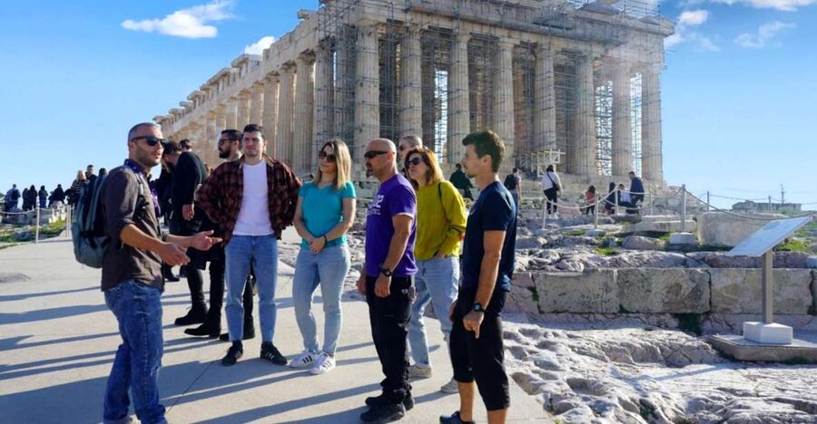 Athens: Bike Tour with Acropolis & Parthenon Visit - A city tour that finishes on the Acropolis