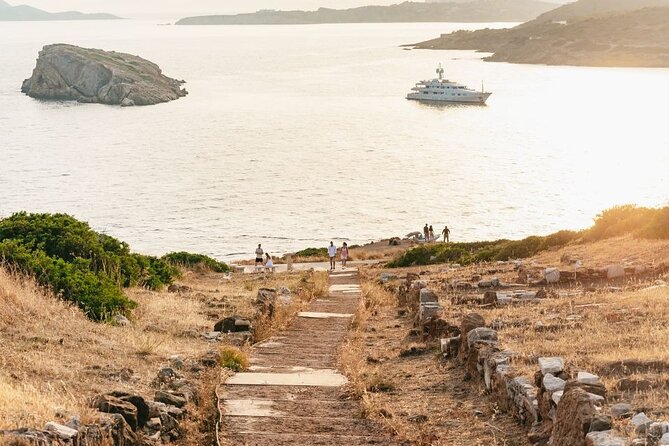 Athens: Cape Sounion and Poseidon Temple Sunset with Audio Guide - Meeting point, timing and useful things to bring