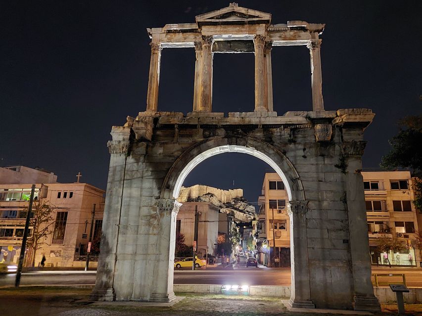 Athens: City Highlights Nighttime Walking Tour in Spanish - Key points before you book