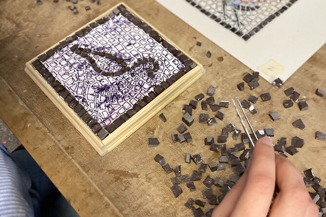 Athens: Create Your Own Mosaic 3h Private Art Class - The studio is central, but find the right entrance
