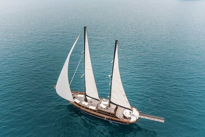 Athens cruise: Agistri, Moni/Metopi, Aegina with lunch & drinks - The day at a glance