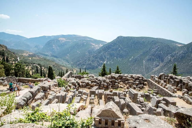 Athens: Delphi and Arachova Day Trip with Guide - Is the $33 price good value?