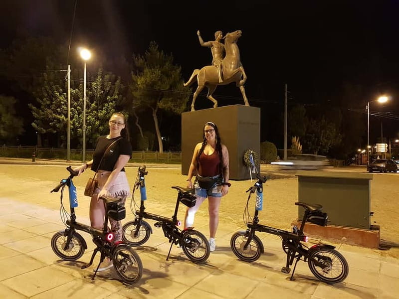 Athens: Discover the City Electric Bike Night Tour - Plaka, Anafiotika and the old lanes