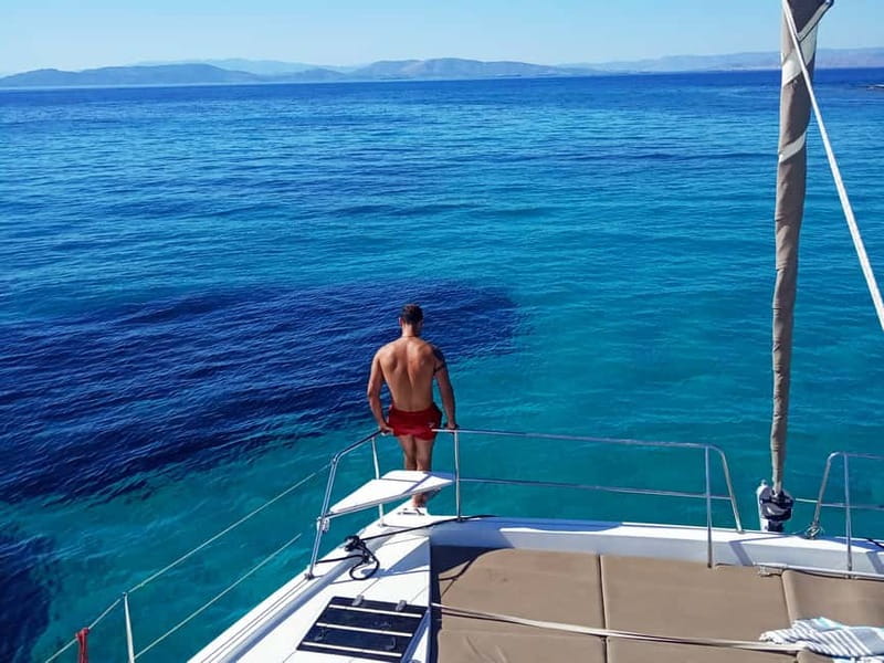 Athens: Half-Day Morning Catamaran Cruise with Meal & Drinks - Hydrousa Island: the first swim stop