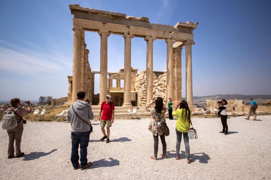 Athens: Highlights and Acropolis Guided Tour - Who will enjoy this walk most