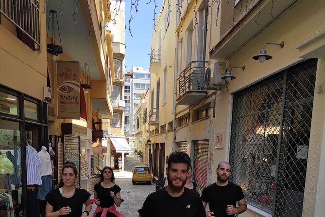 Athens Highlights: Urban Run experience with a Local - What the small group and water mean in practice
