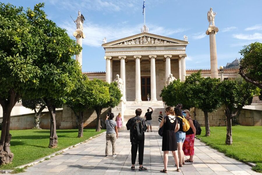 Athens: History of Rebellion Walking Tour - The guide makes the difference