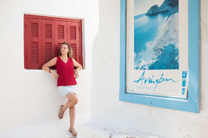 Athens Old City Private Photoshoot Tour/ 3hours - Finding an island mood in Anafiotika