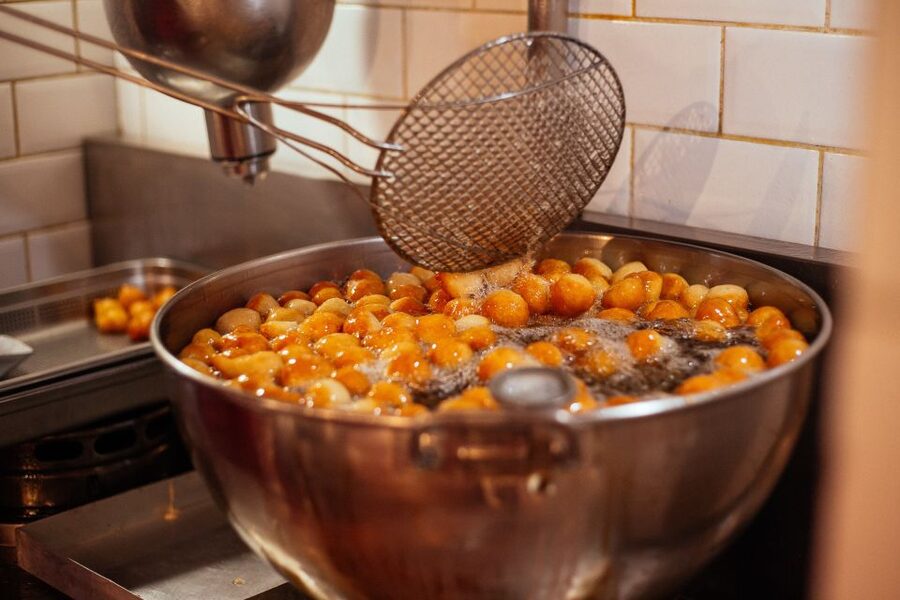 Athens: Private Food Tour – 10 Tastings With Locals - Should you book the Athens food tour?