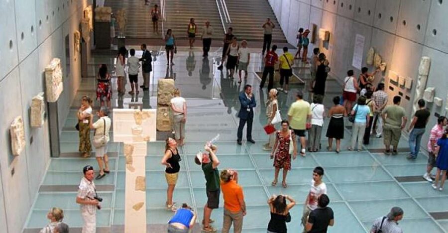 Athens Private Sightseeing Minibus Tour with Lunch - A fast Athens overview, with time to stop