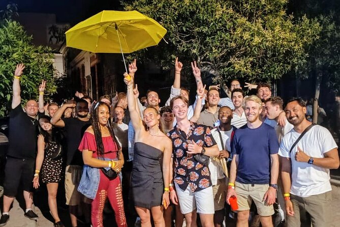 Athens Pub Crawl with 1hr Open Bar & VIP Nightclub Access - A 10 p.m. start in central Athens