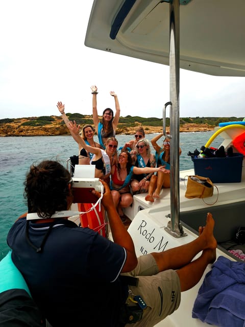 Athens: Riviera Catamaran Tour with Fresh Meal and Drinks - Leaving Alimos for the open coast