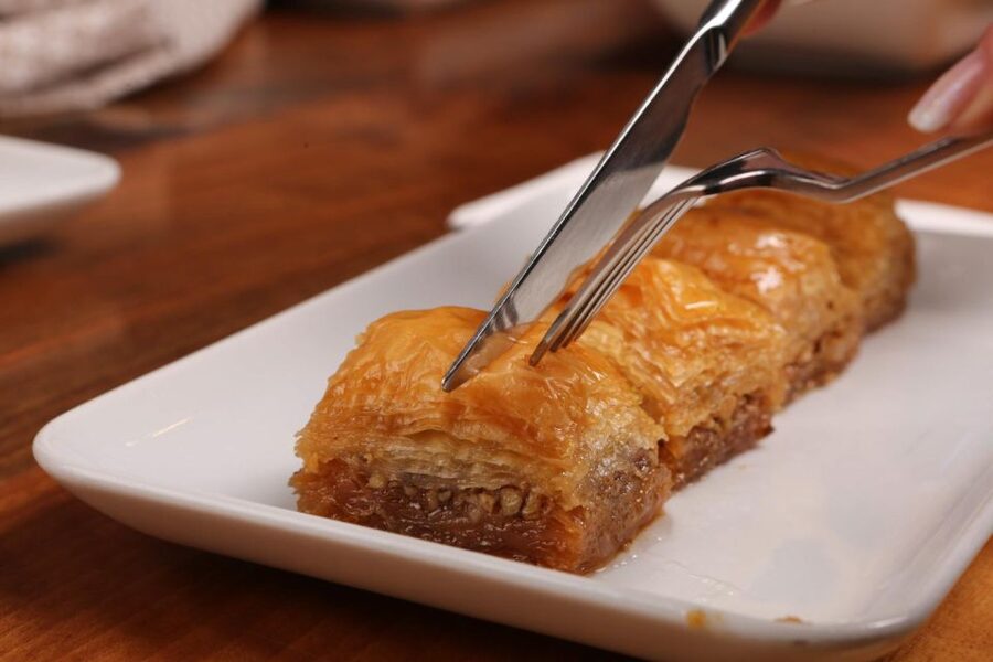 Athens: Street Food Tasting Tour - The final sweets and what you will remember
