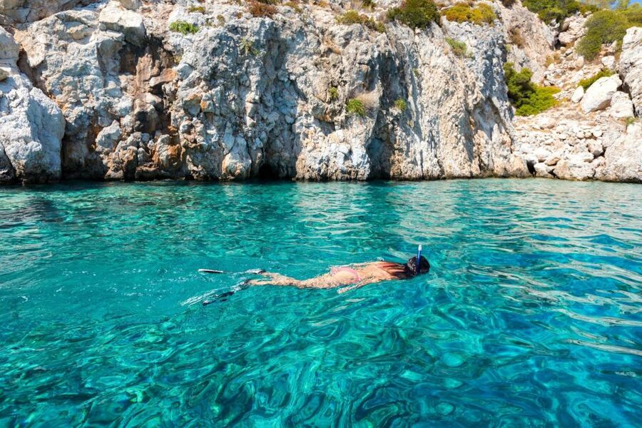 Athens: Swimming Cruise with Lunch, Wine & Live DJ on Board - Lunch, drinks, and the value of the fare