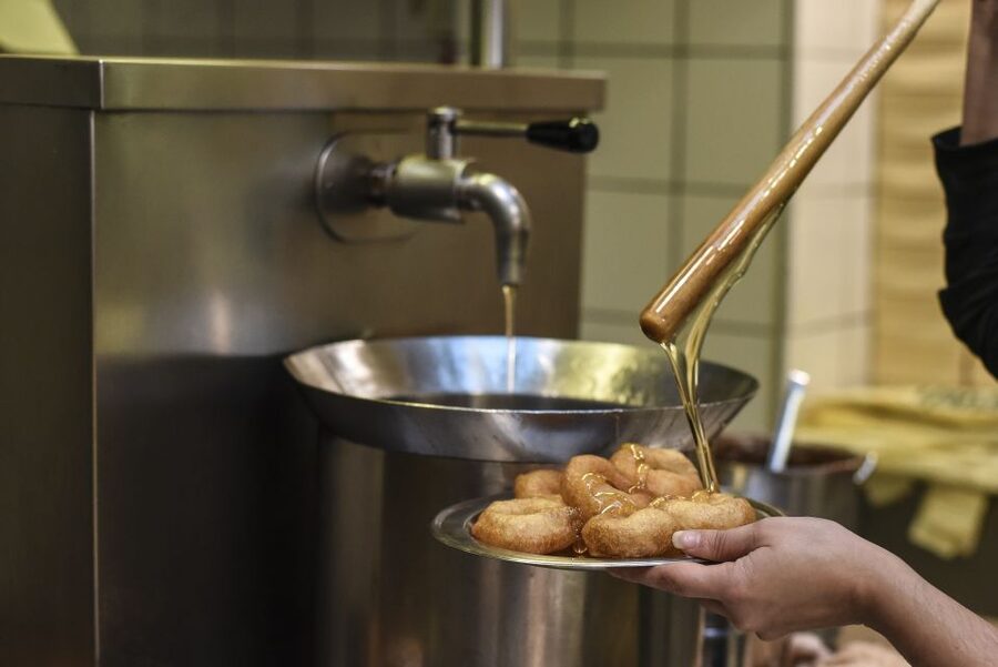 Athens: Ultimate Food Walking Tour with 15 Tastings - Athens Central Market, where shopping is part of the lesson
