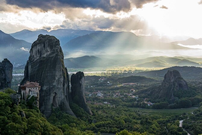 Delphi and Meteora Private Day Trip from Athens including Dinner - One day, two very different UNESCO sites