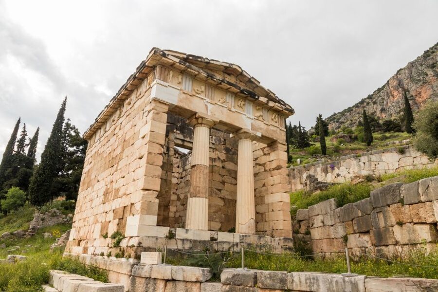 Delphi: Archaeological Site & Museum Ticket with Audio Tour - The landmarks that give Delphi its shape