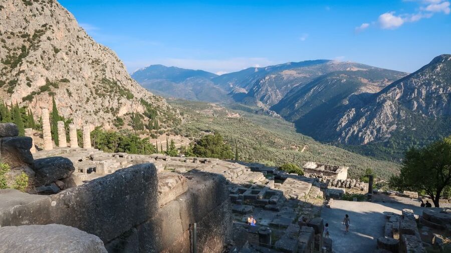 Delphi: Archaeological Site & Museum Ticket with Audio Tour - Start at the museum, then head uphill