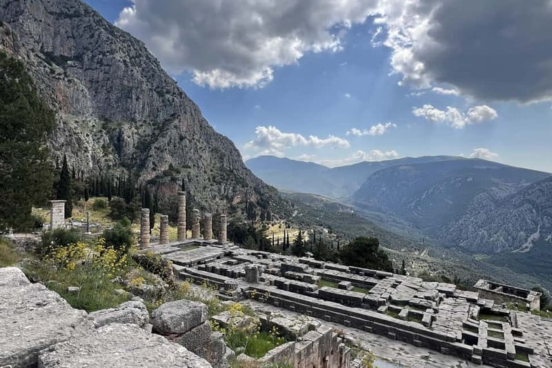 Delphi: Archaeological Site & Museum Ticket with Audio Tours - Let the audio guide add context