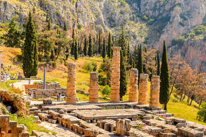 Delphi Day tour for groups from Athens - The museum fills in what the ruins cannot