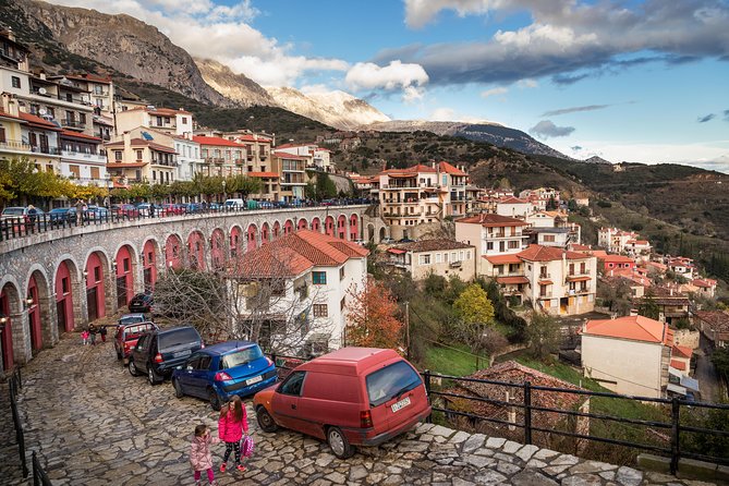 Delphi English Day Trip from Athens with Official Guide - Lunch is convenient, but not a sure bet