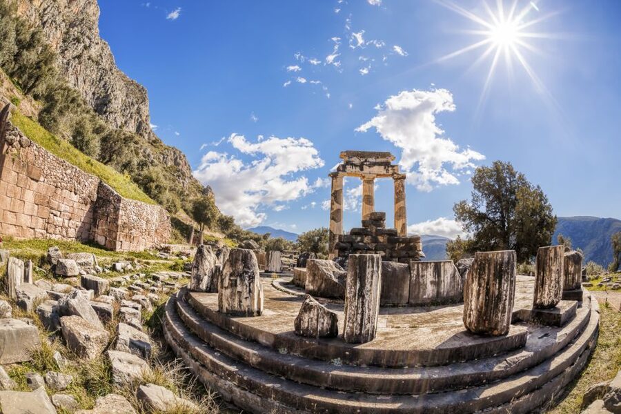 Delphi Guided Walking Tour and Admission Ticket - Key points before you book