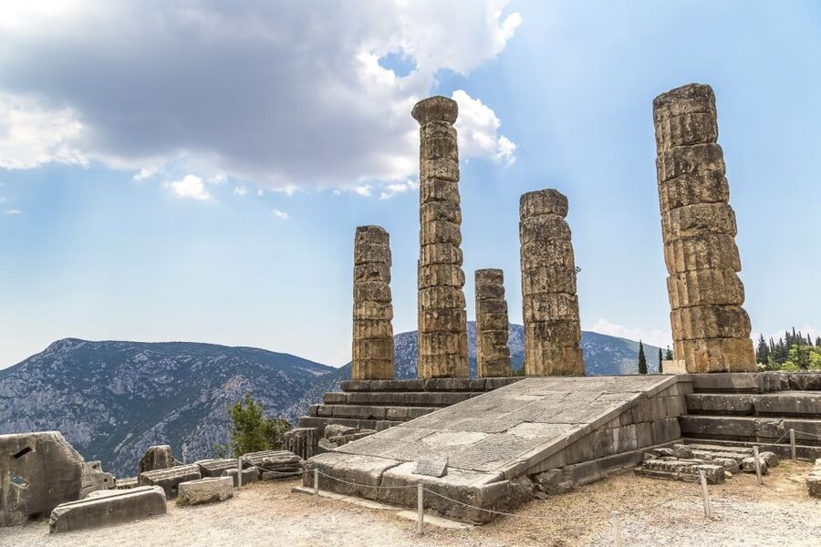 Delphi Guided Walking Tour and Admission Ticket - Should you book it?
