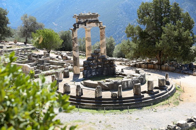 Delphi Private Full Day Tour from Athens - Arachova and a flexible lunch break