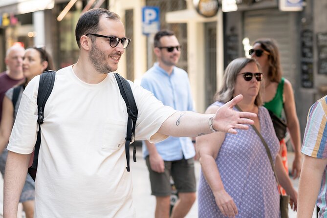 Explore the Hidden Food Gems of Athens - Who should book this Athens food walk?