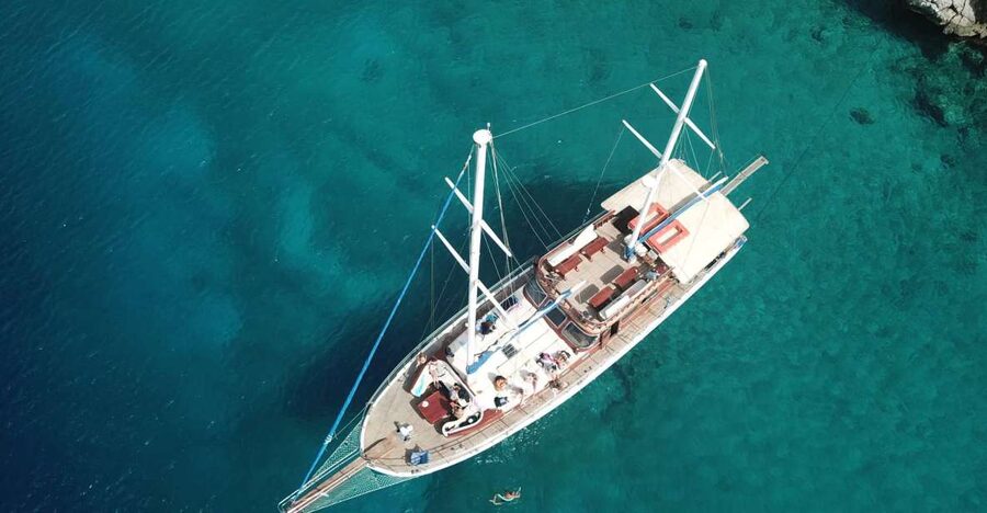 From Athens: Agistri, Moni & Aegina Day Cruise with Swimming - The highlights at a glance