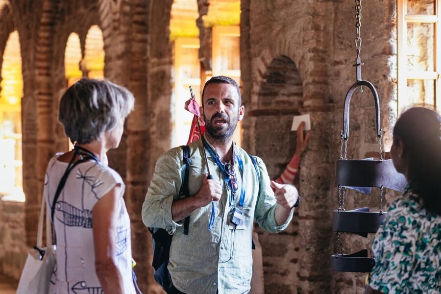 From Athens: Delphi and Meteora 2-Day Guided Tour - How much time you get at Delphi