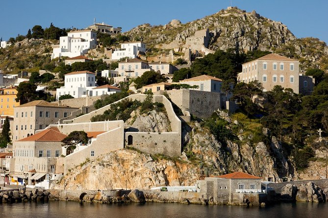 From Athens: Hydra, Poros, and Aegina Day Cruise with Lunch - Lunch and onboard comforts